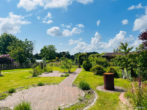 Verkauft ! Großzügiges und renoviertes Einfamilienhaus mit Garage und Garten in Nordsee naher Lage - Garten