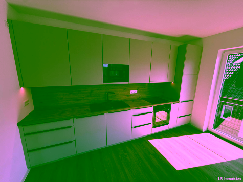 Zentrumsnahe Wohnung mit Balkon und Einbauküche - Foto 2