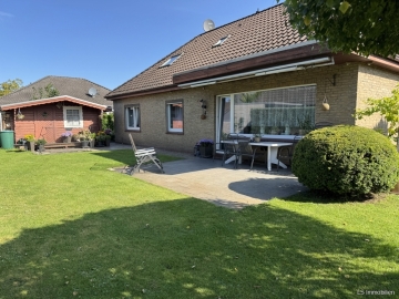 Einfamilienhaus mit großem Grundstück in Bad Zwischenahn / Ofen, 26160 Bad Zwischenahn / Ofen, Einfamilienhaus