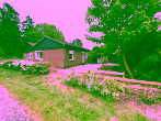 Ansicht rechts - Sanierungsfähiger Bungalow in Sackgassenlage mit großzügigem Grundstück