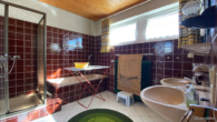 Wieder Verfügbar ! Solides Einfamilienhaus mit neuer Gastherme in Gristede - Bad - unten