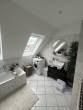 Badezimmer - Wohnen in Bad Zwischenahn: Großzügige 3-Zimmerwohnung mit Balkon und PKW Stellplatz