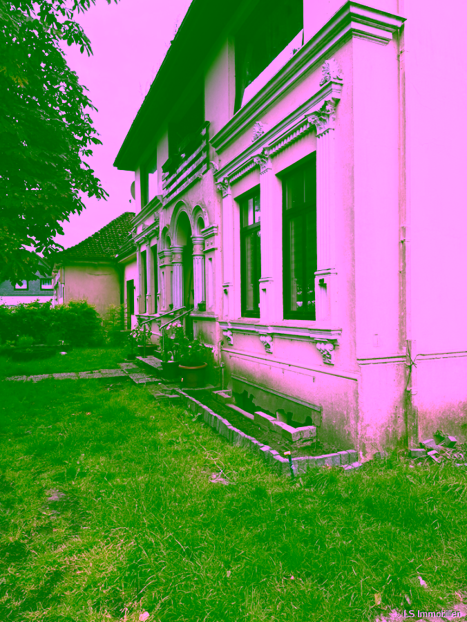 Strassenseite